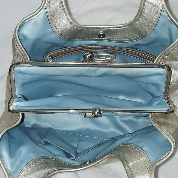 Coach Ergo Silver Metallic Pleated Leather Kisslock Shoulder Bag # 12831 - Picture 9 of 16